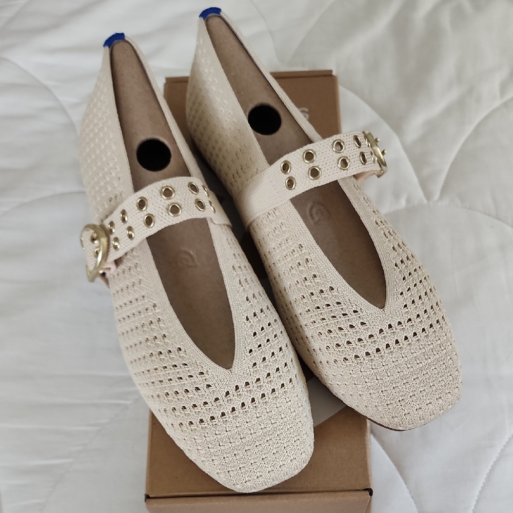Rothy's Max Buckle Mary Jane Off White Mesh with Gold Adjustable Buckle Size 9